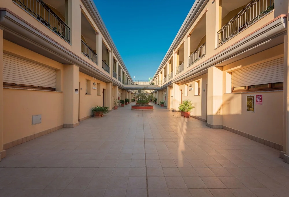 Stylish Residence Le Fontane 1 Bedroom Apartment Num2505