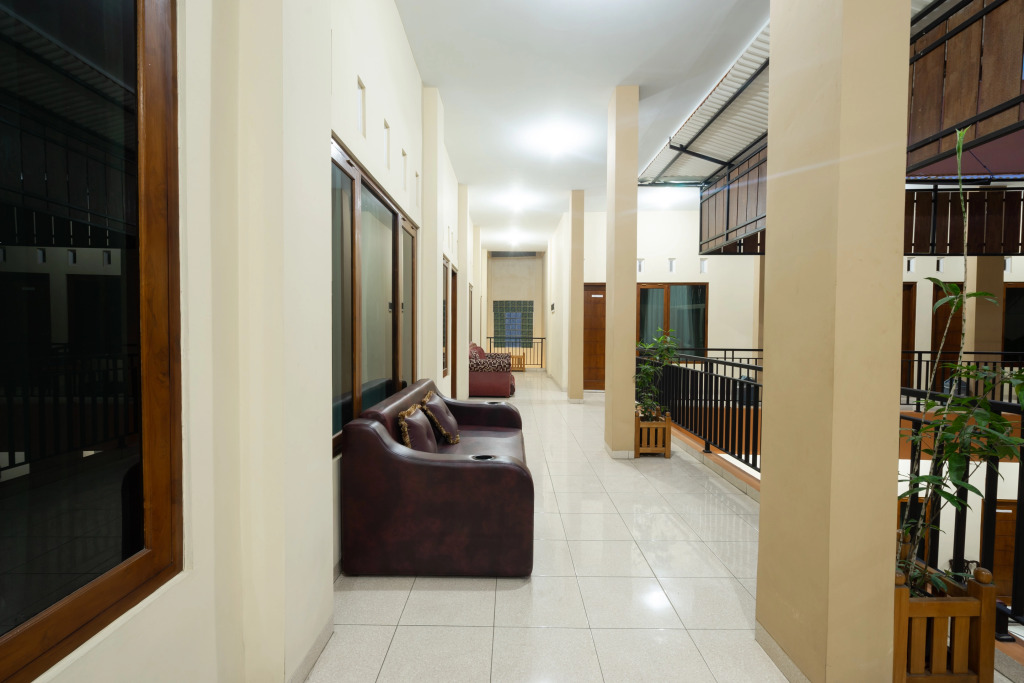 Urbanview Syariah Wisma Wongso Borobudur