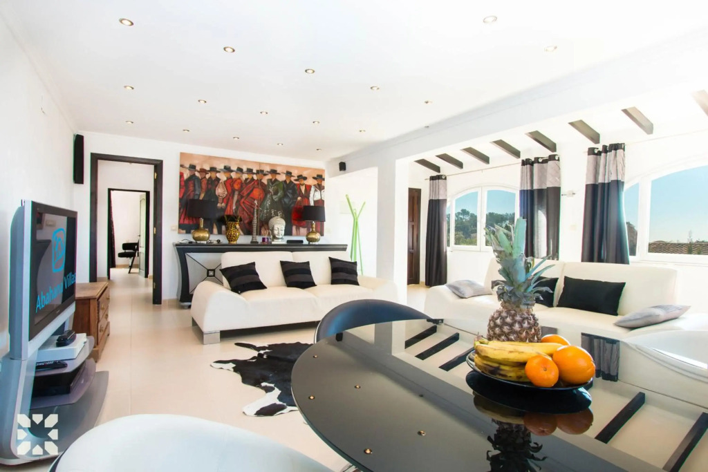 Villa Hugo 11 by Abahana Villas