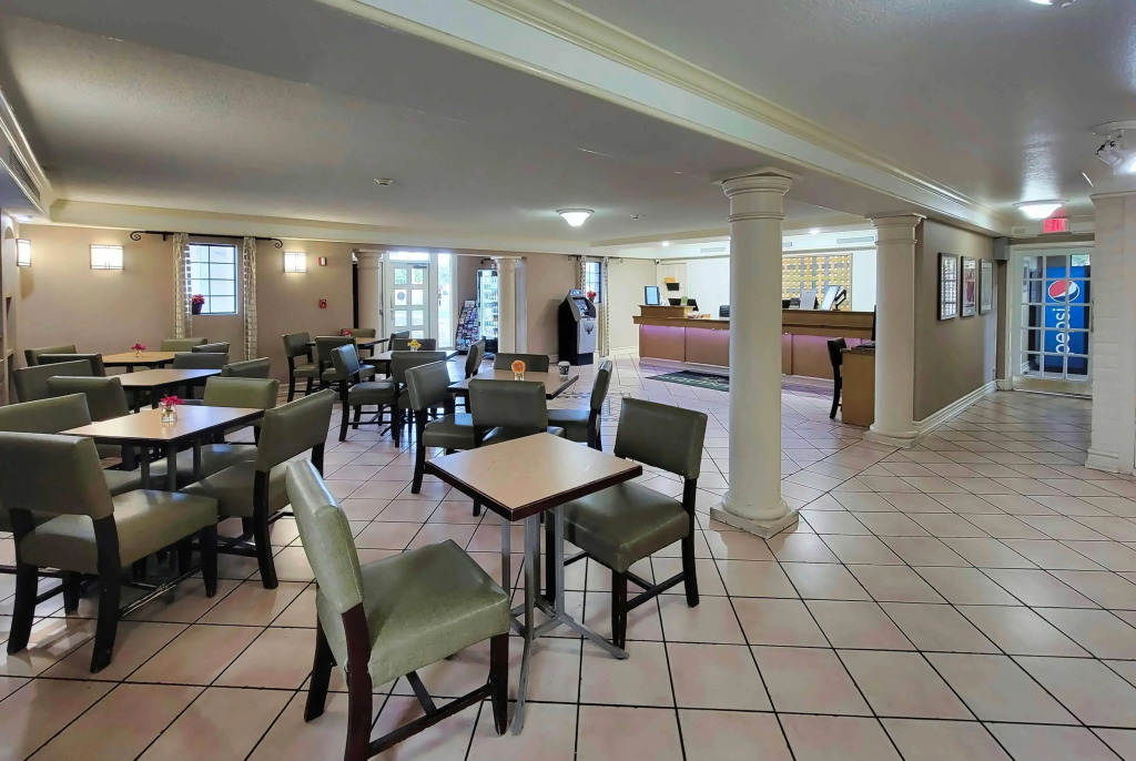 Travelodge by Wyndham Amarillo West Medical Center