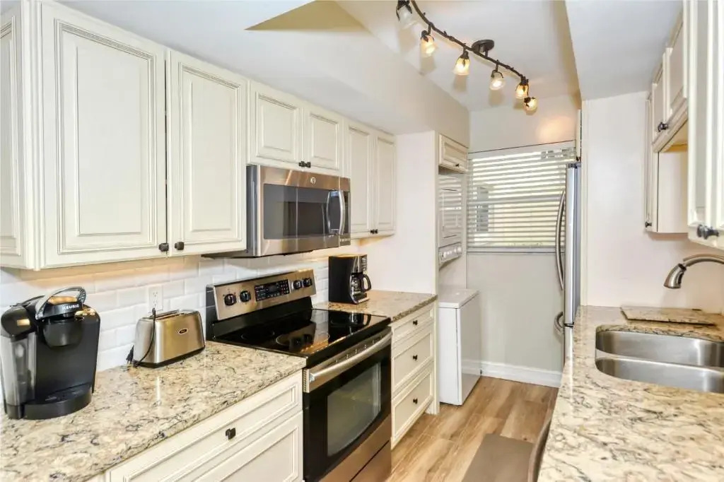 LaPlaya 102B-Directly on the beach with the warm Gulf waters waiting!