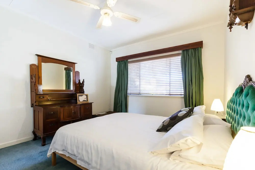 KELLY, 3BDR Northcote House