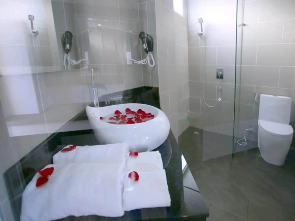New Sun Hotel