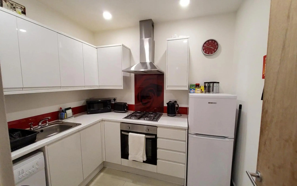 6 Separate beds, 2 baths -Leith Spectacular Apartment
