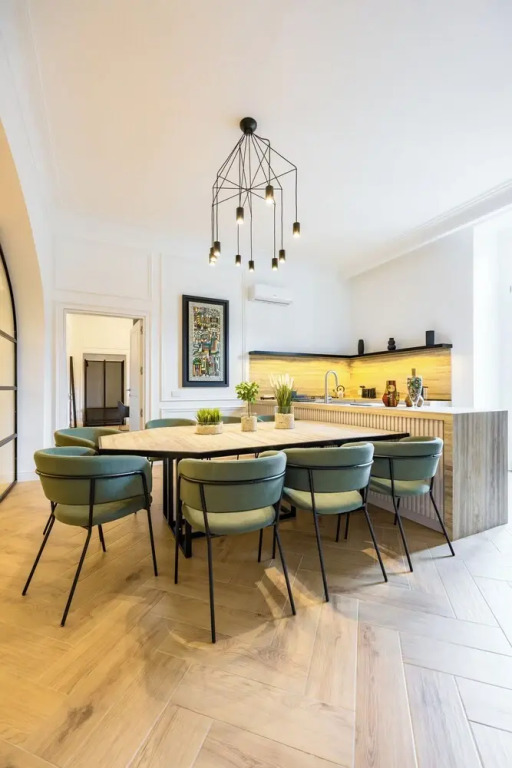 Chic Lifestyle Apartment