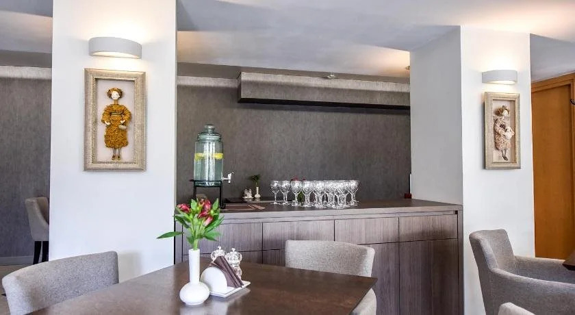Muza Hotel