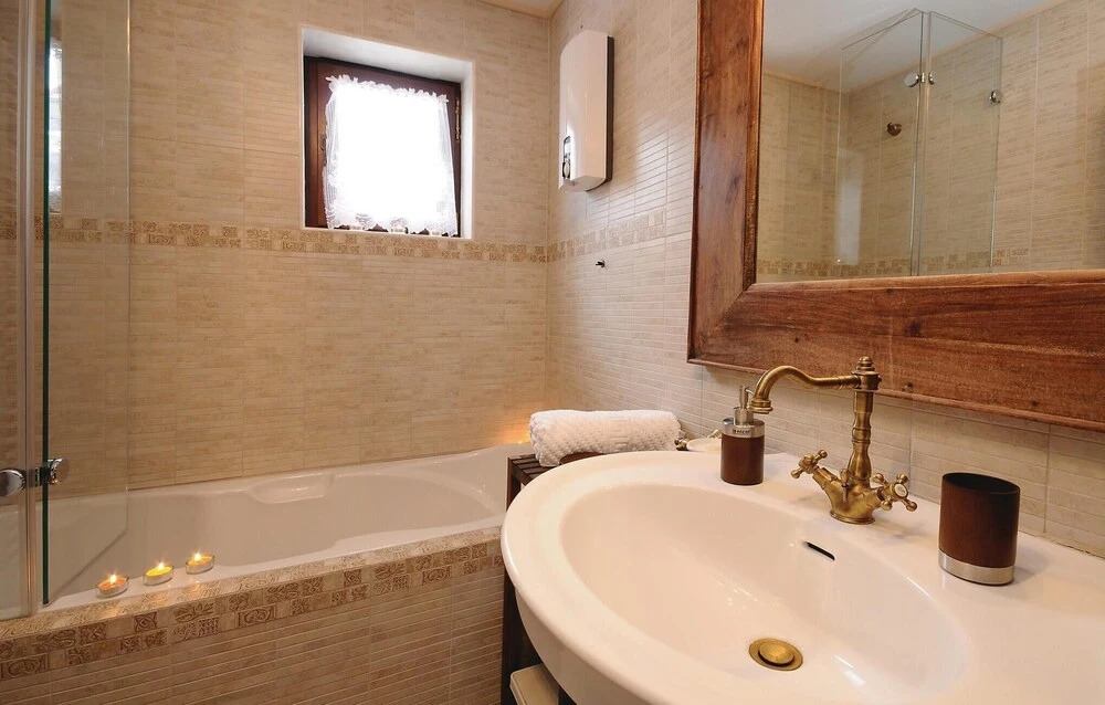 Nice Home in Lisicic With Wifi and 3 Bedrooms