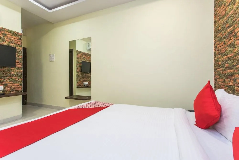 Oyo 15618 Hotel Stay Inn