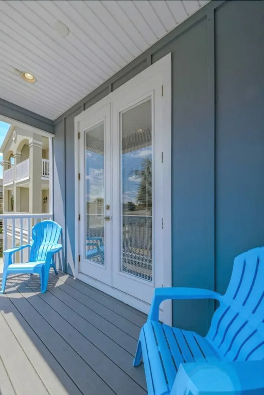 Oceanside Paradise - Ultra-modern Beach Townhouse