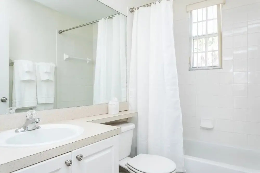Tuscan Hills 3 Bed, 2 Bath Courtyard Villa 3 Bedroom Villa by Redawning