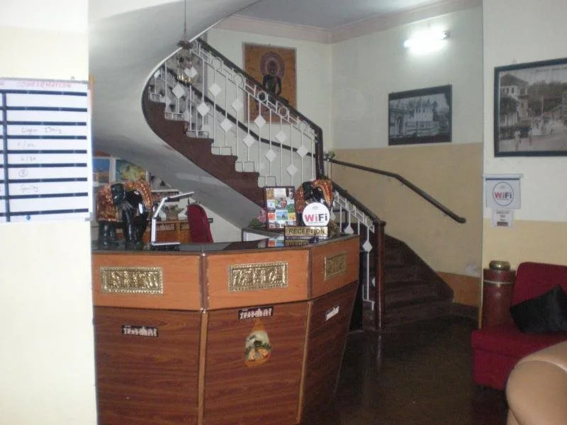 Hotel Amaara Lake