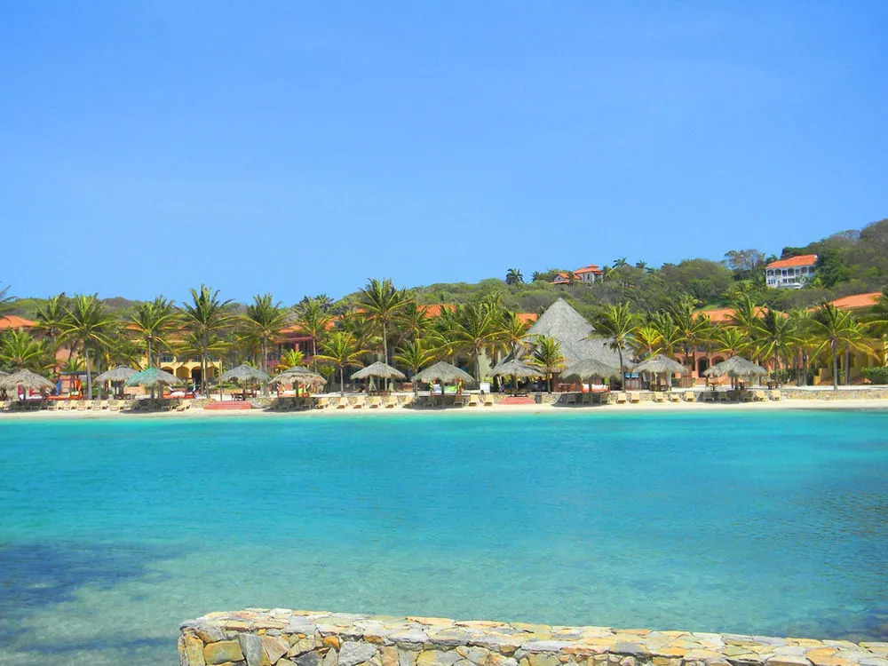 Parrot Tree Beach Resort
