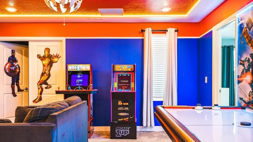 Storey Lake 9BR Villa Pool spa Disney World, Kissimmee