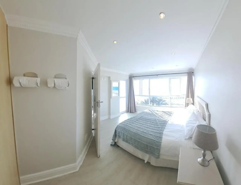 3 Bedroom Sea Facing Family Stay