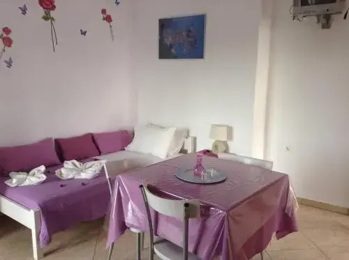 Nikoletta Rooms