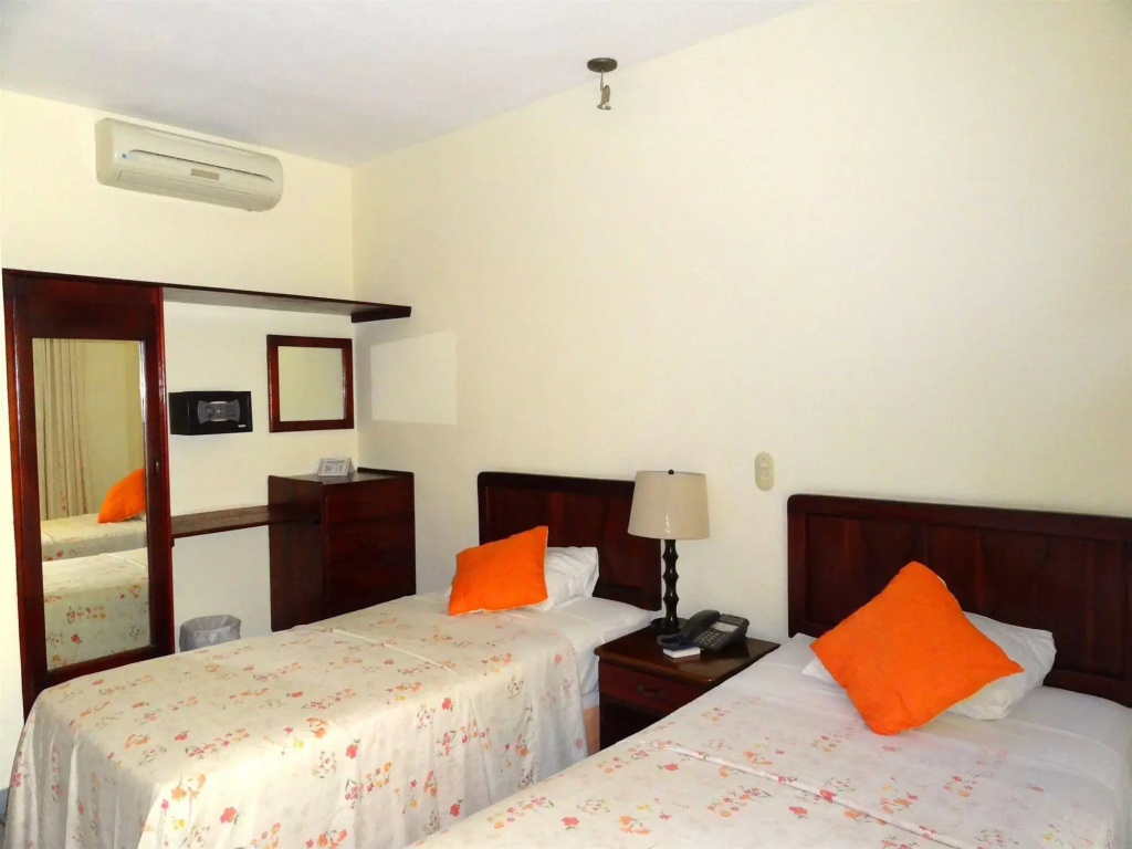 Hotel Costa Azul County Beach