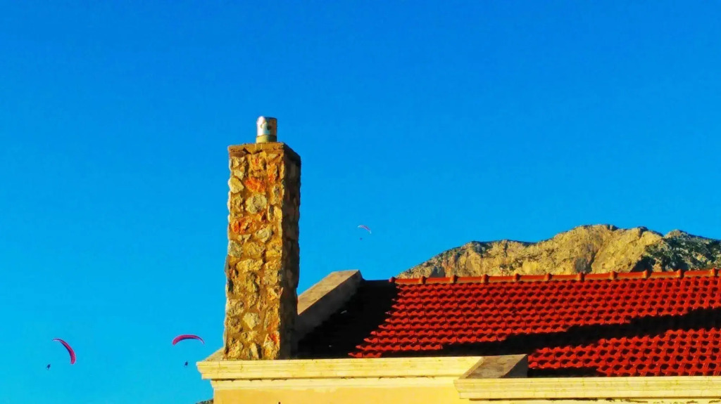 Afroditi Hotel and Hostel