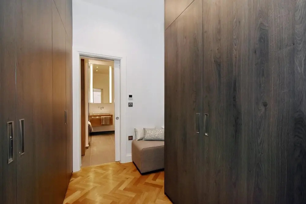 Superb Mayfair 1 Bed 1 5 Bath 5 m Air Conditioned
