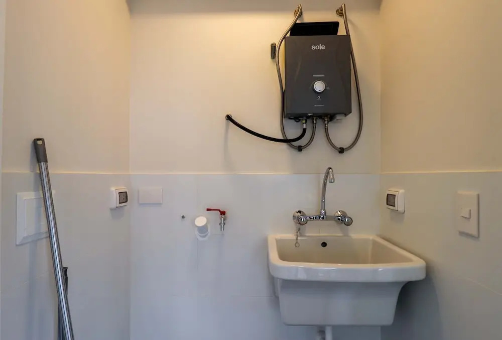 w Engaging 2BR Retreat w Balcony in Miraflores