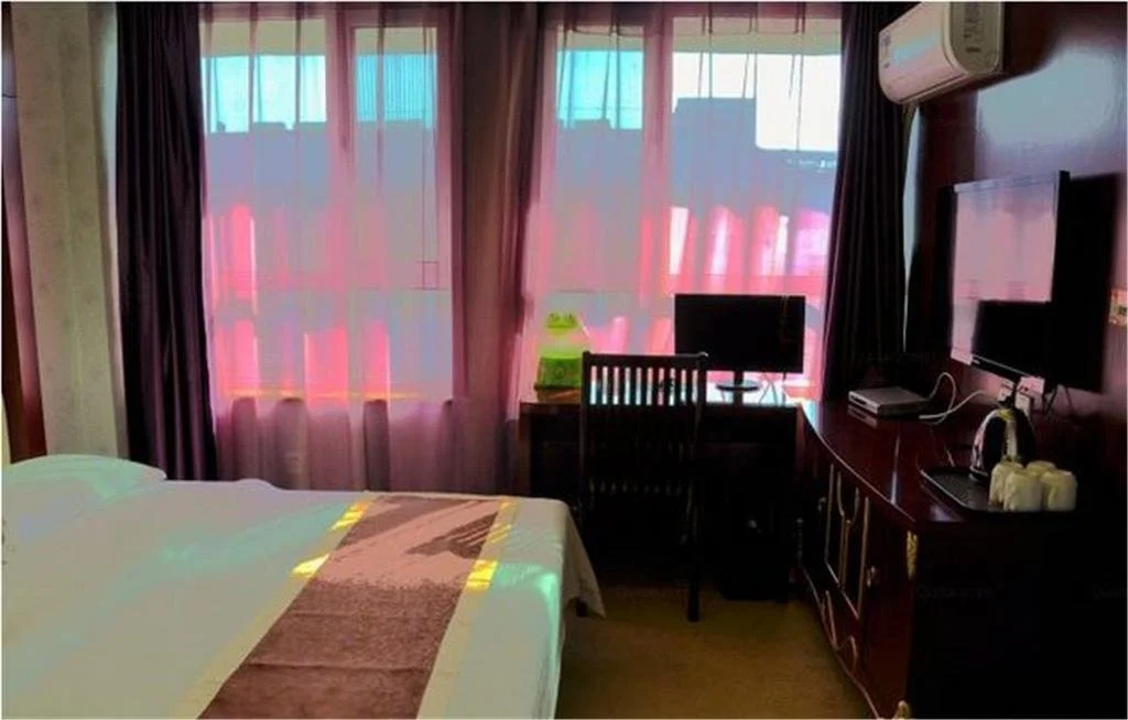 Yinchuan Sihai Yijia Inn