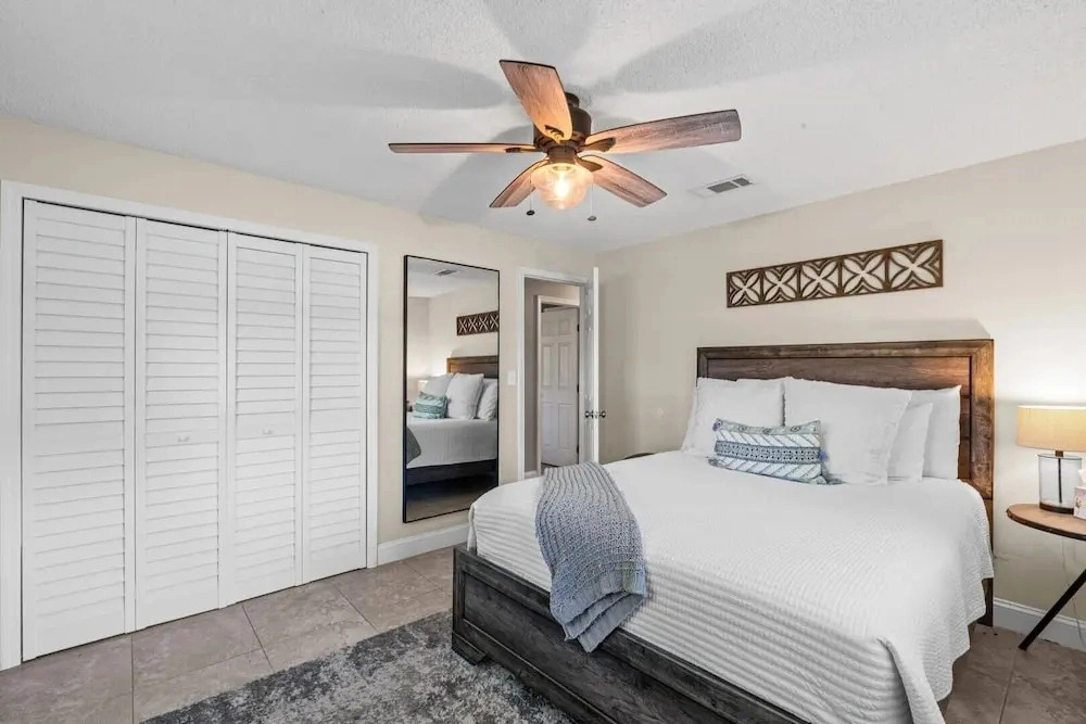 Vilano Beach I Ocean - Private Pool - Fire Pit 3 Bedroom Home