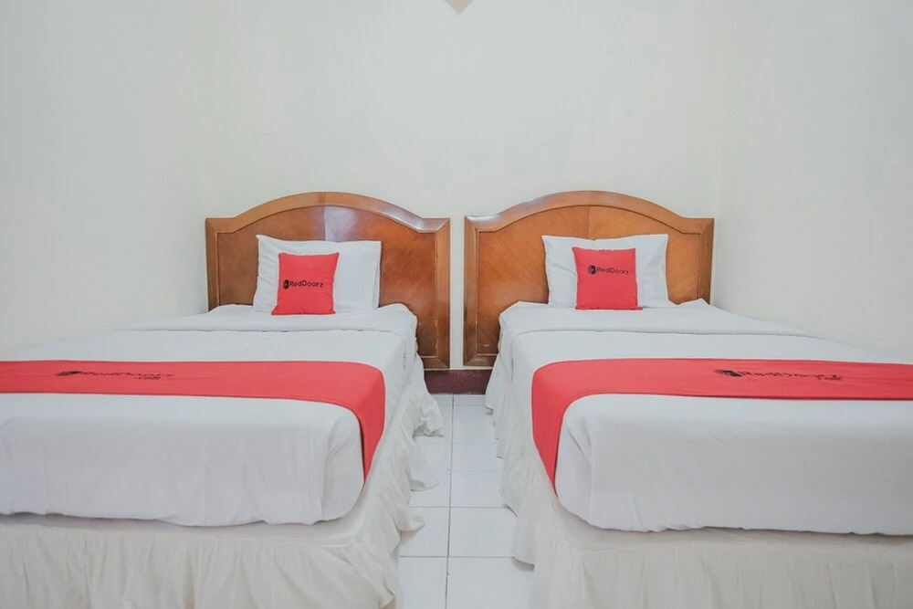 RedDoorz near Transmart Jambi