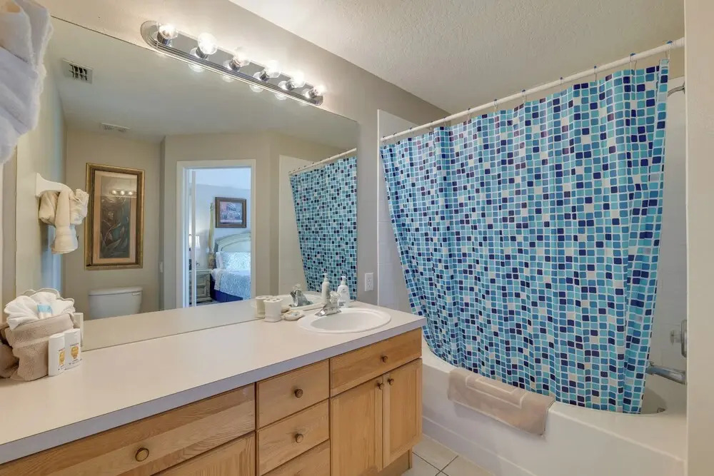 Pool + Resort Perks: Family Retreat Near Disney!