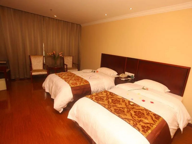 GreenTree Inn Shanghai Zhujing Town Donglin Temple Scenic Spot Jiankang Road Business Hotel