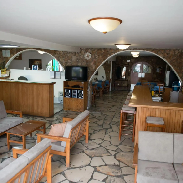 Le Village Hotel