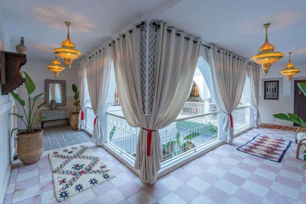 Zwen Zwen Boutique Hotel Rooftop & Spa