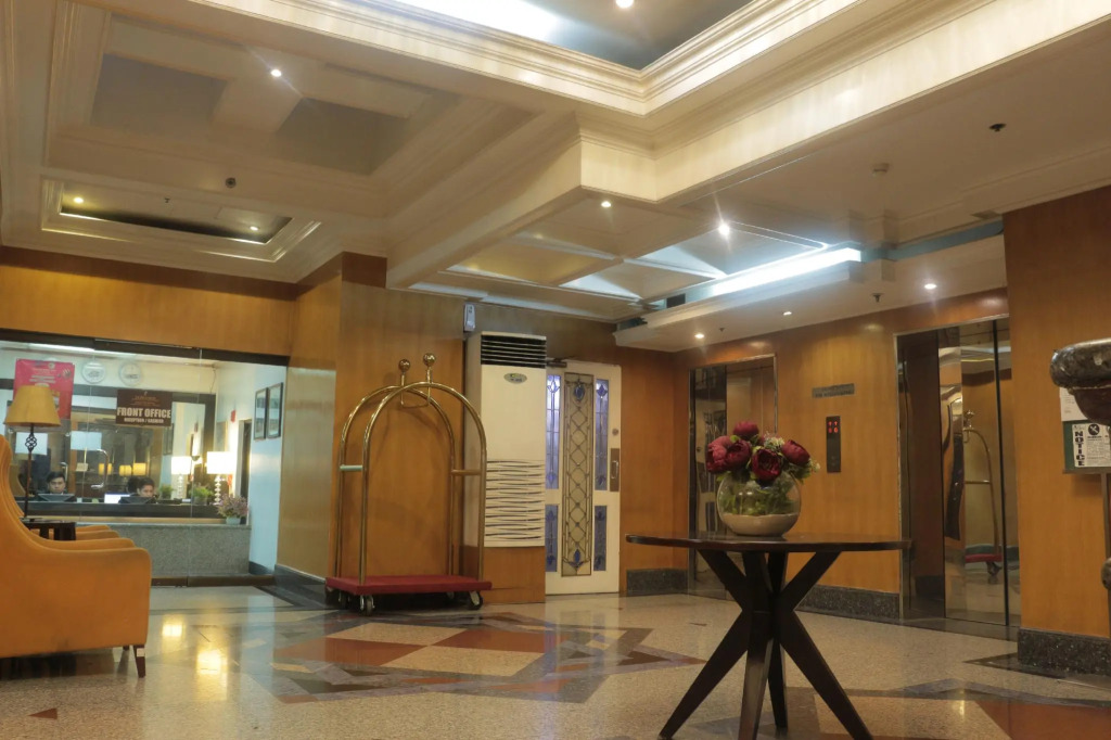 Prince Plaza II Condotel