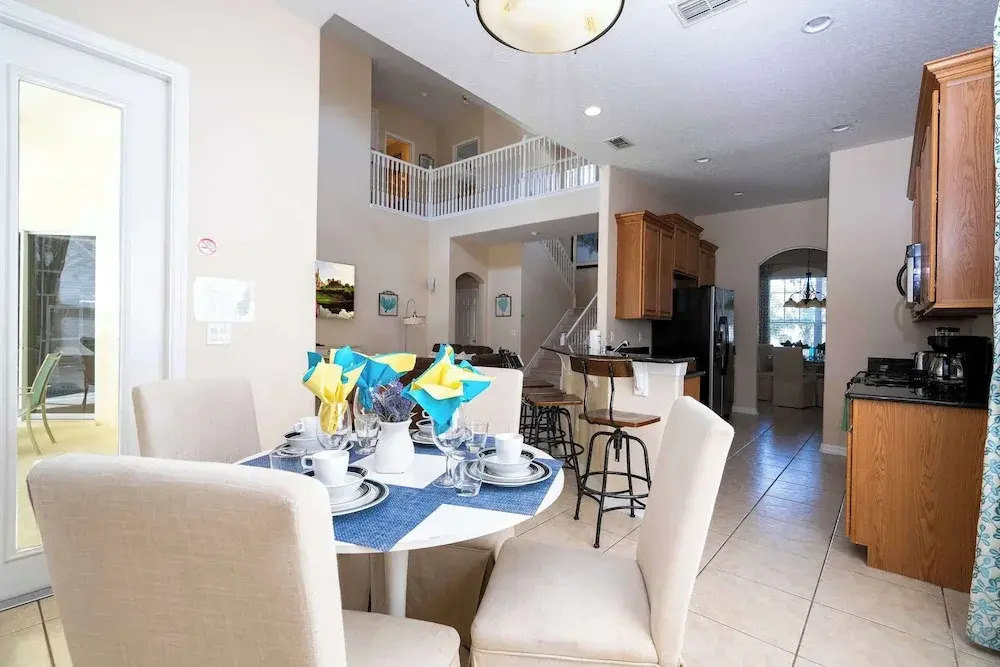 Family Villa w Pool Spa Game Room Near Disney