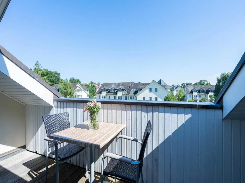 Dünenpark Binz - Komfort Appartement mit 2 Schlafzimmern und Balkon im Dachgeschoss 012