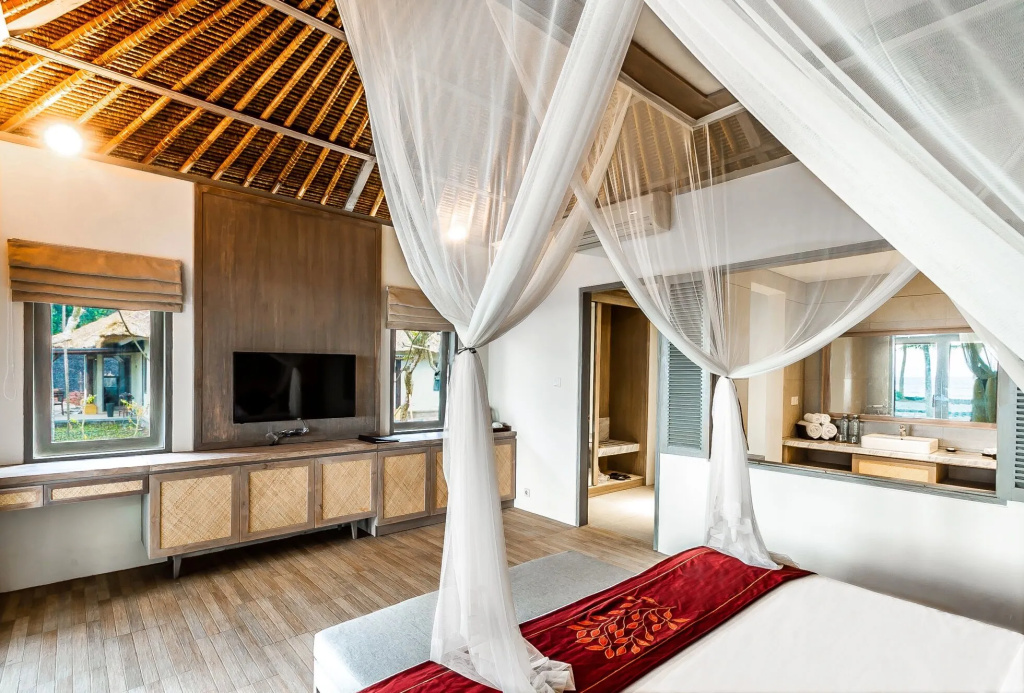Трёхместный номер Premier в Nirwana Beach & Resort