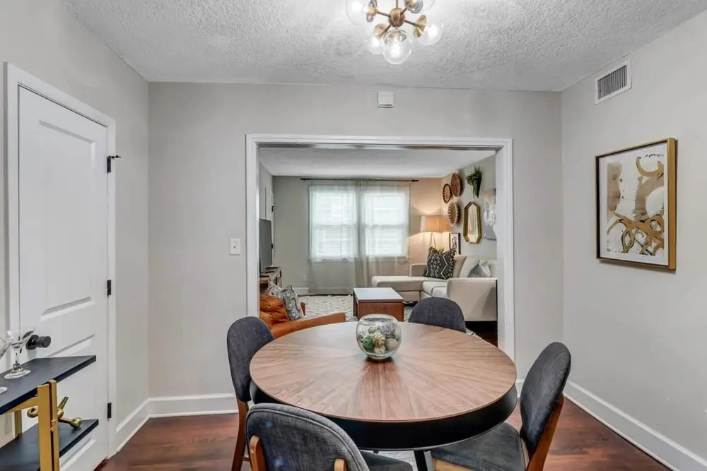 Modern 2 BR Condo - 2 block from San Marco
