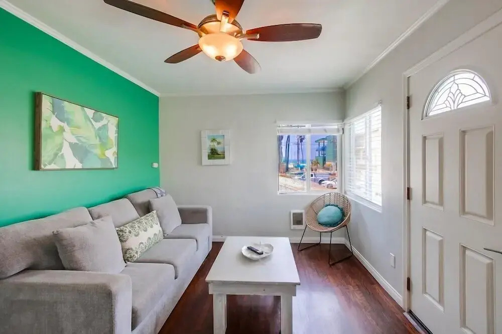 Manhattan Shores 1B