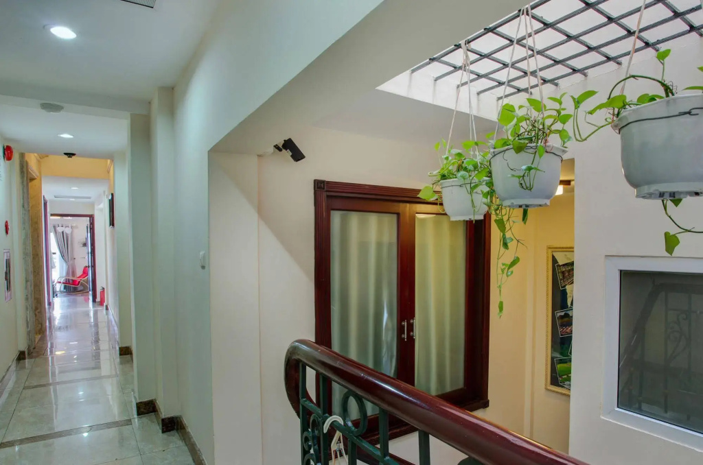Luminous Viet Hotel