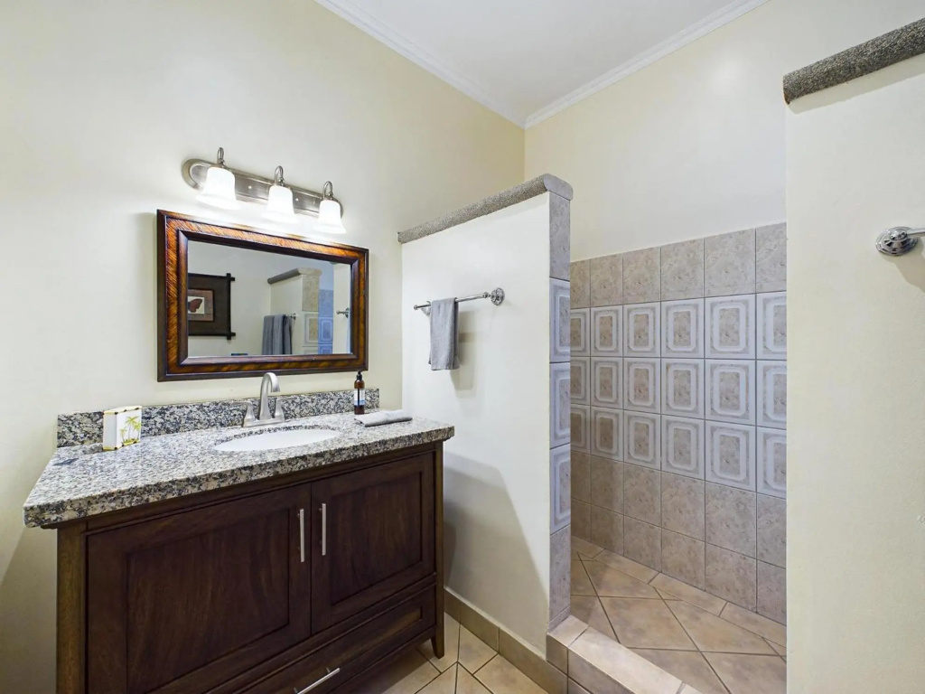 Sunrise 38- Ocean View 2 BR condo, Steps to the Beach