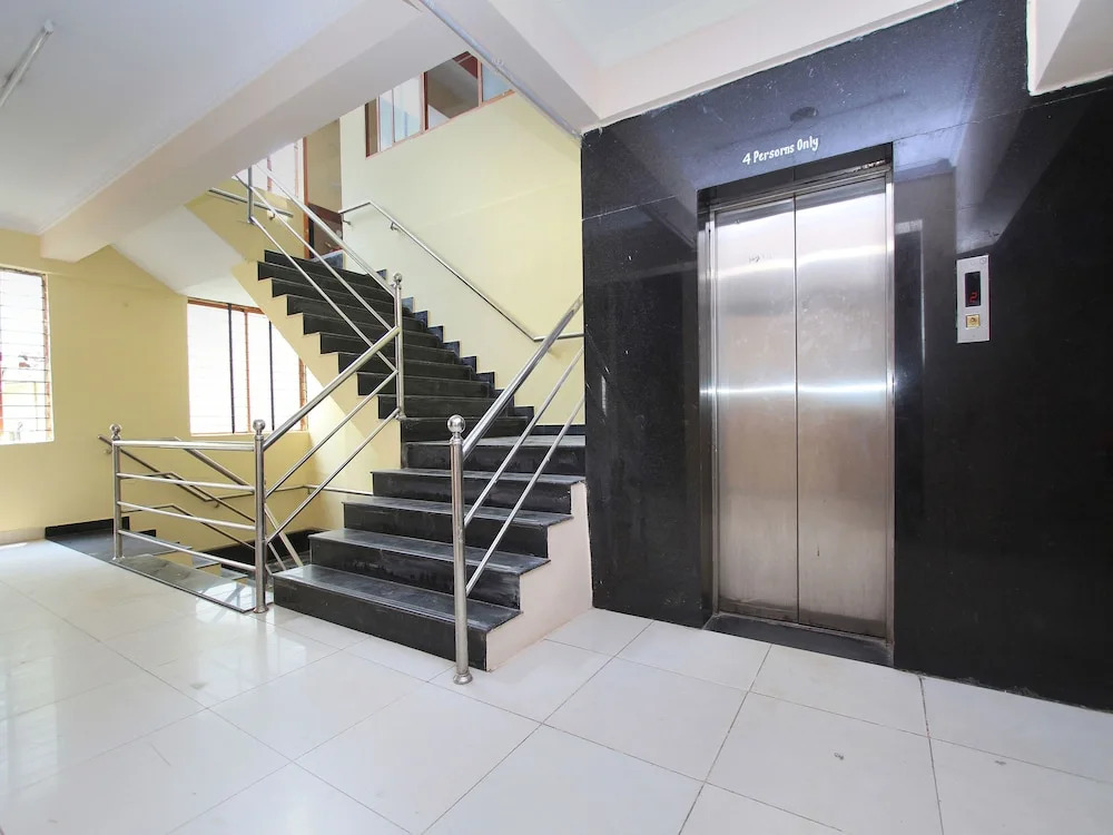 OYO Flagship 16105 Majestic