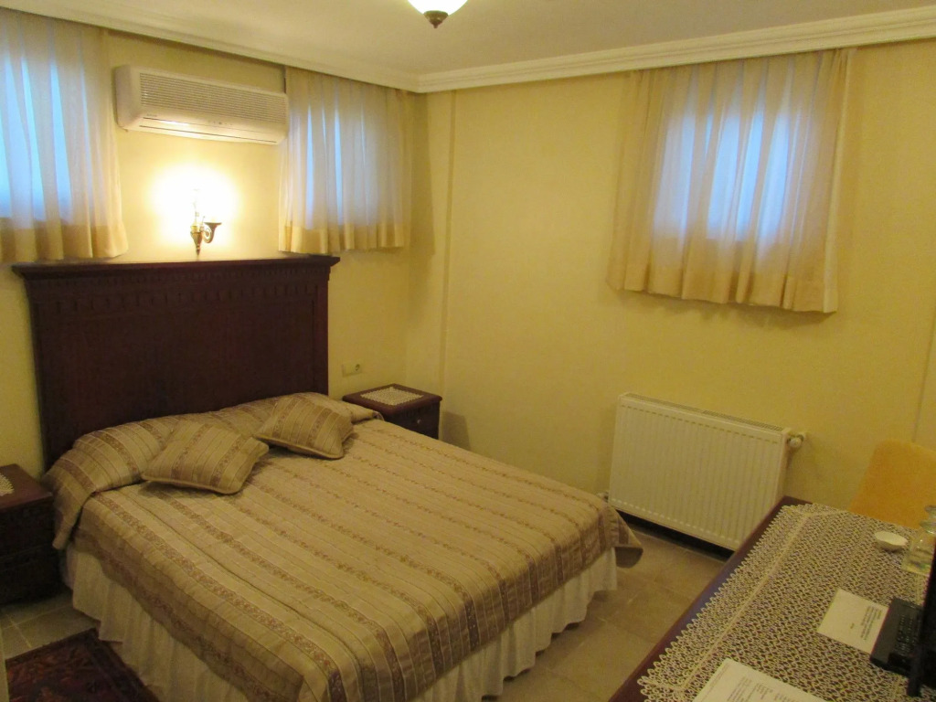 Hotel Alya