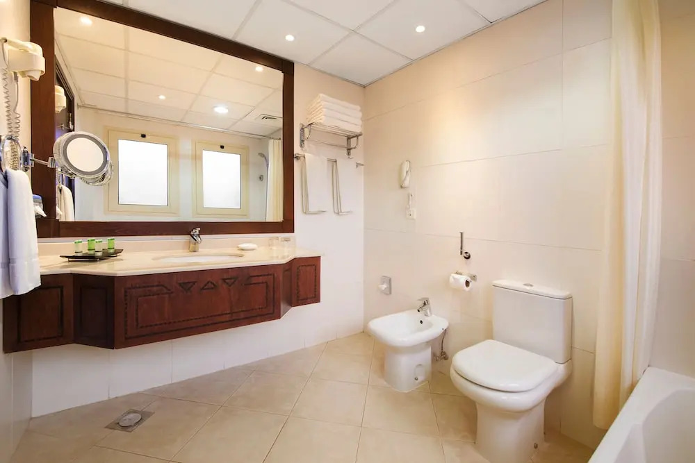 Отель Al Hamra Residence & Village