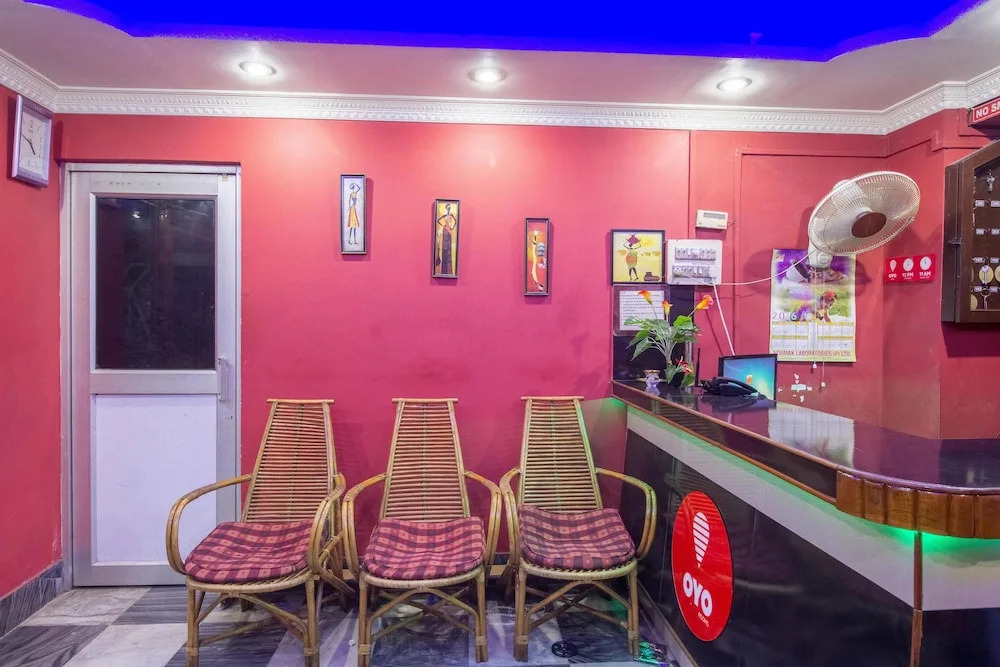 OYO 7359 Hotel Rhino
