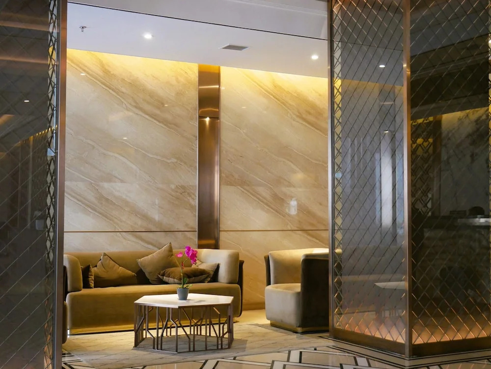 Meisterstadt Pollux Habibie Apartment by uhomeid