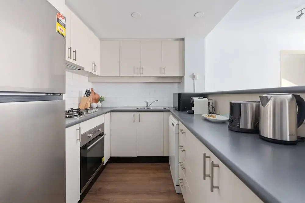 Bright 2-bed Surry Hills Apartment With Balcony