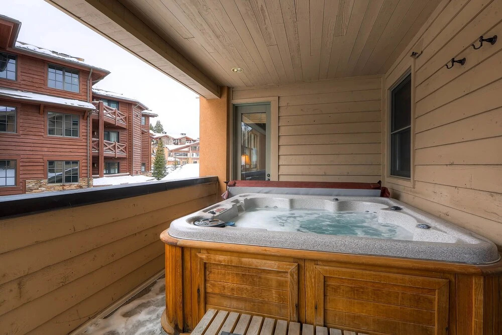 Mont Cervin Plaza by ResortQuest Park City