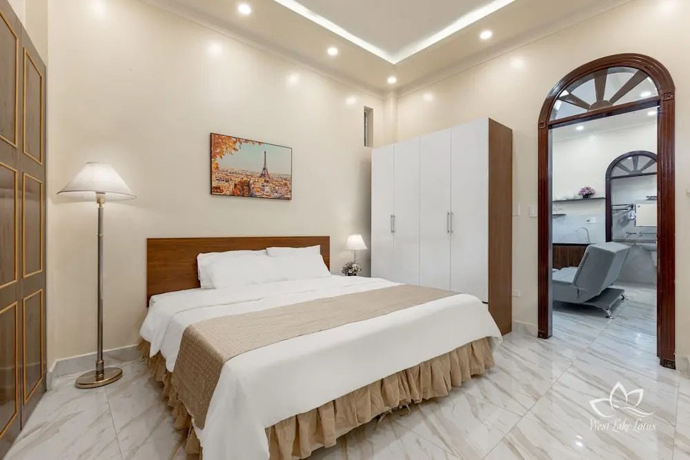 West Lake Lotus Serviced Apartment
