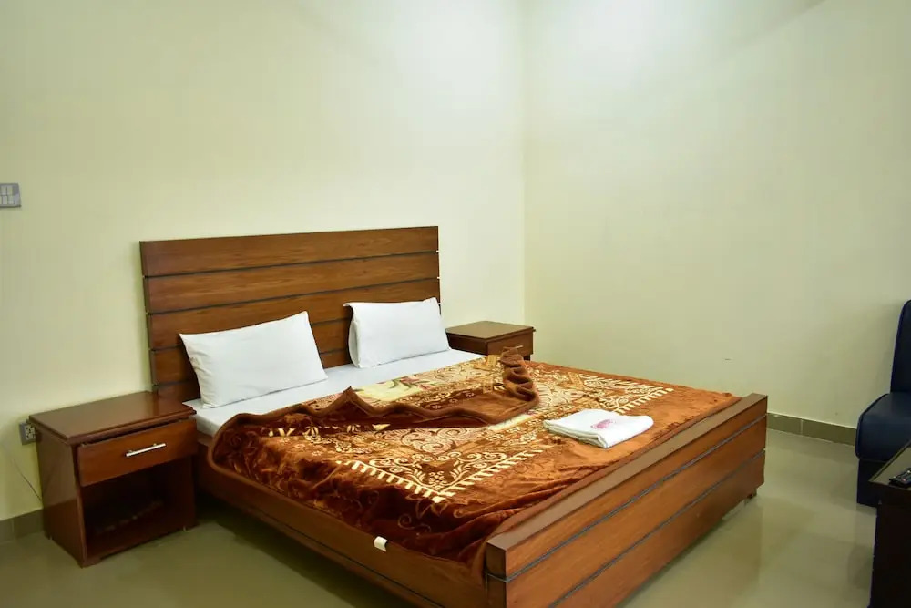 Seven Eleven Guest House