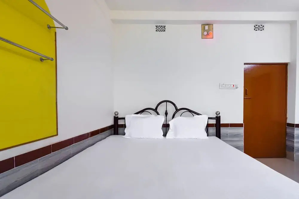 Gabis Wings by OYO Rooms