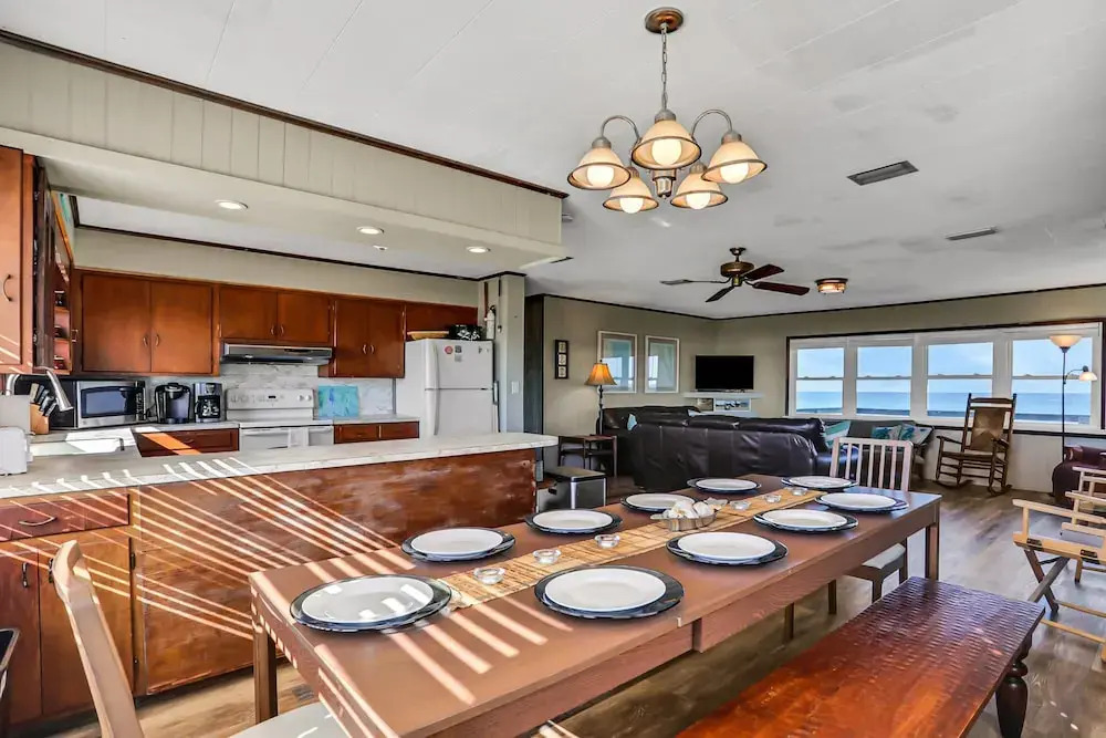 Updated Beachfront Home W/great Beach Views, gas Grill, Multiple Balconies, W/D