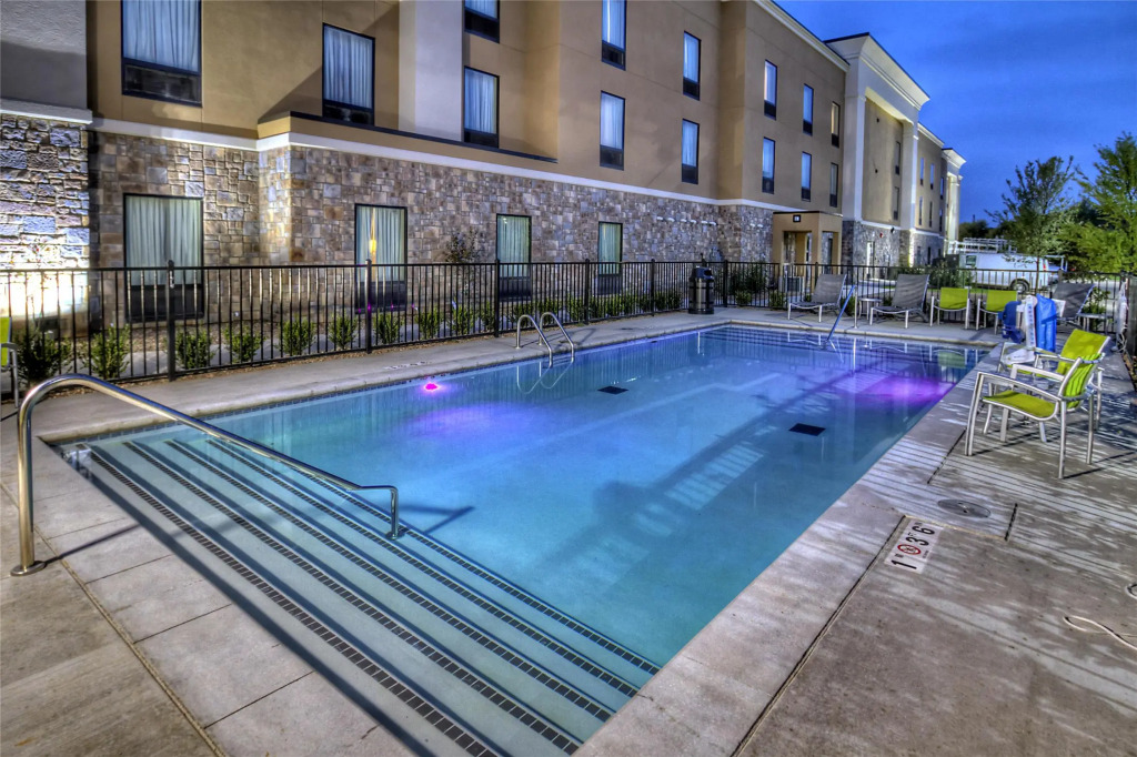 Hampton Inn and Suites Ada